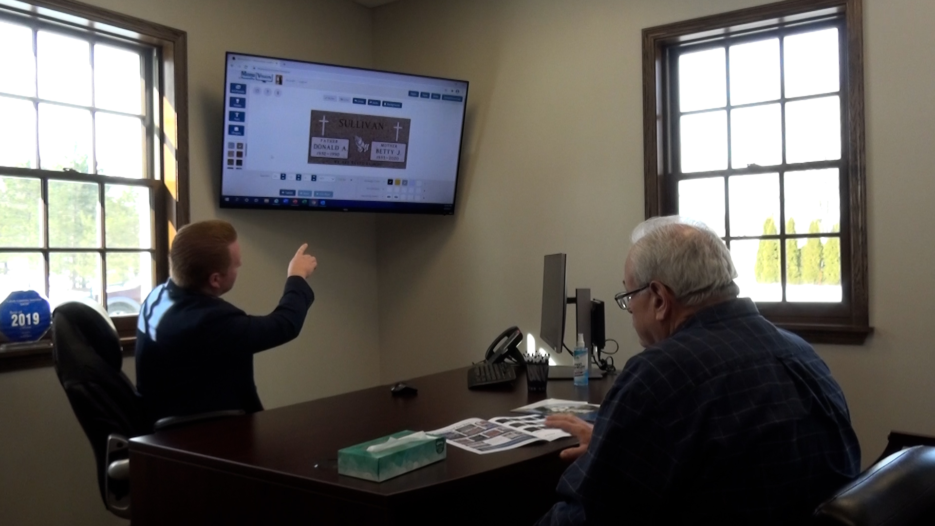 design of the headstone